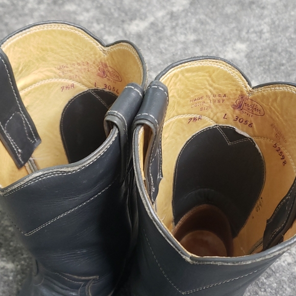 Justin Boots Women's Gray Leather Boots - Picture 6 of 7